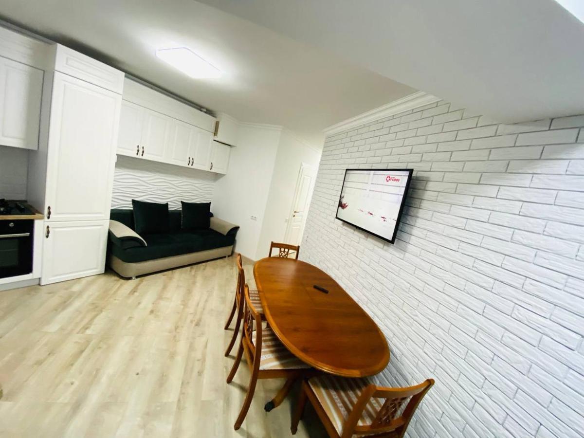 Central Eco View Apartment تشيسيناو المظهر الخارجي الصورة