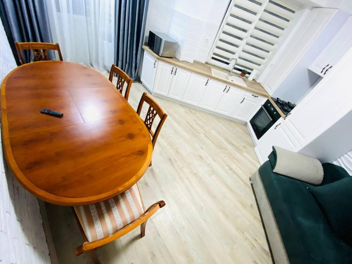 Central Eco View Apartment تشيسيناو المظهر الخارجي الصورة