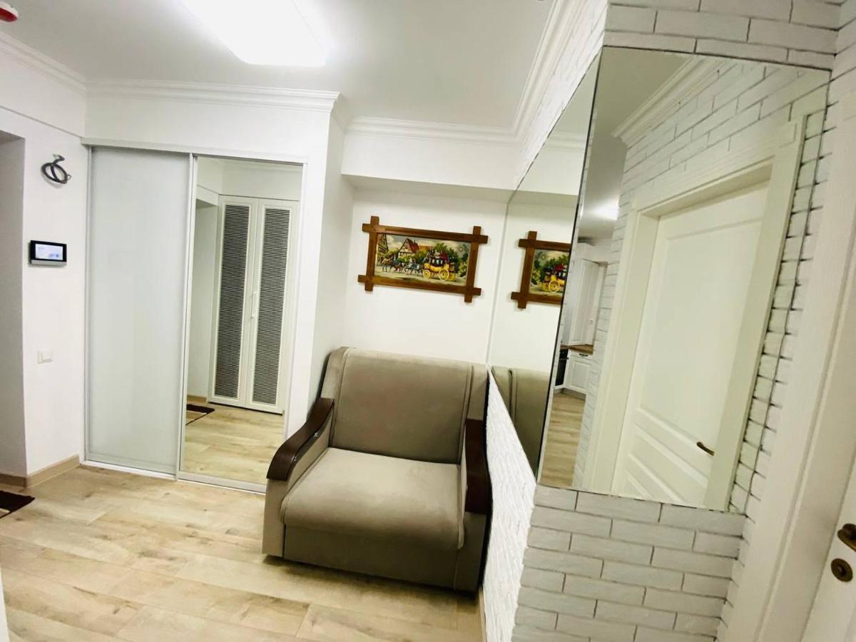 Central Eco View Apartment تشيسيناو المظهر الخارجي الصورة