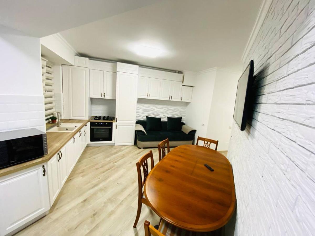 Central Eco View Apartment تشيسيناو المظهر الخارجي الصورة